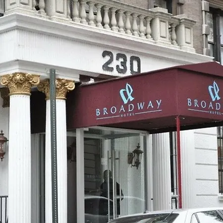 Broadway Hotel & Hostel-3